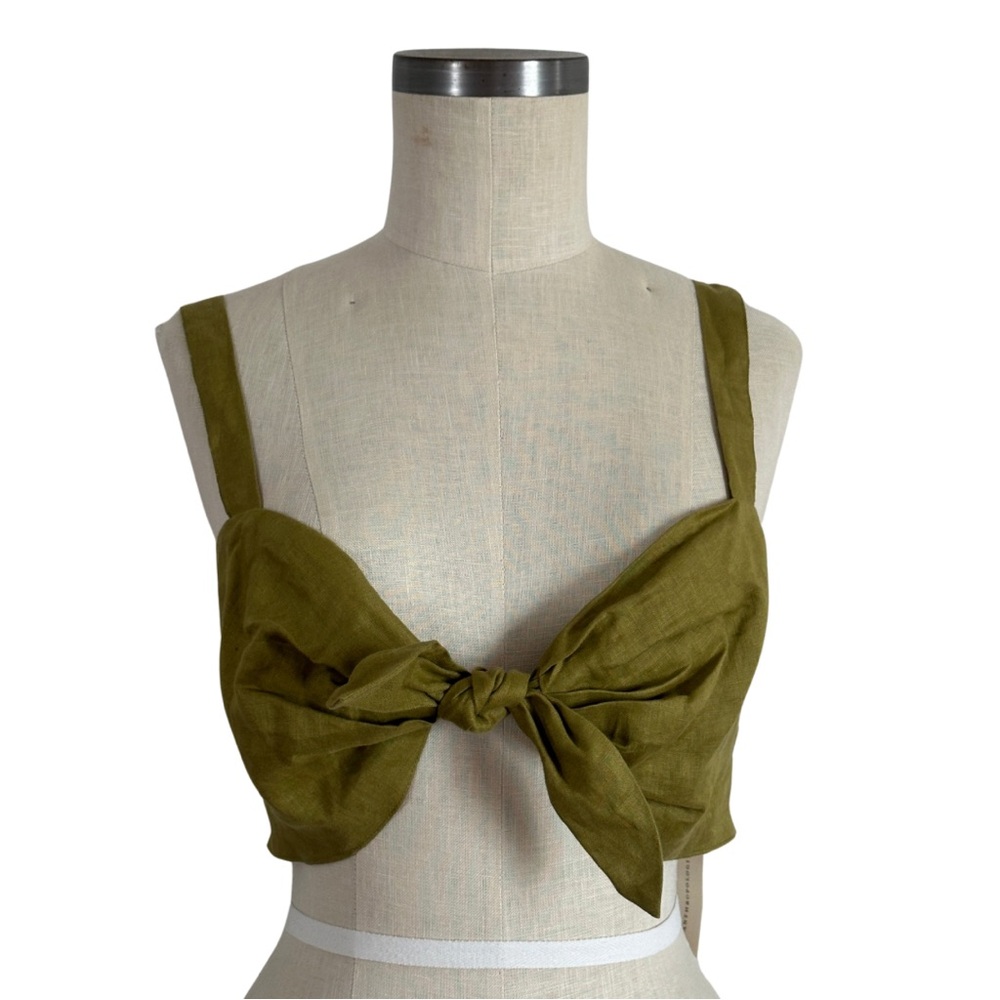 Anthropologie bow tie front green crop - size M